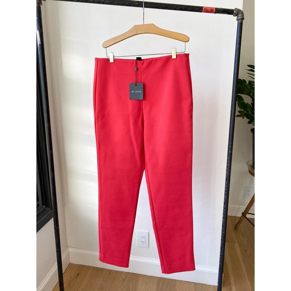 ST. JOHN Women´s Crimson Red Straight Leg Fashion Fit...